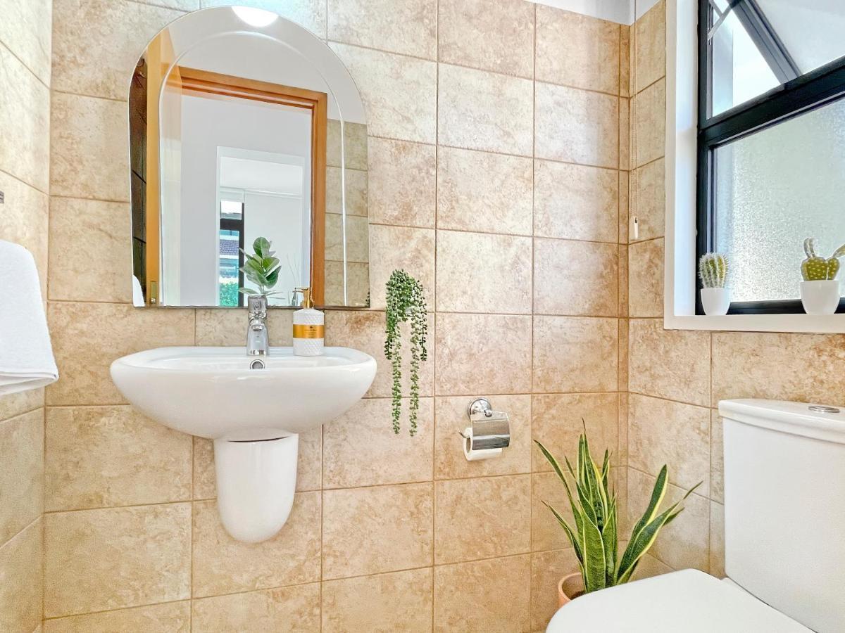 Villa Alba With Beach Access Ларнака Экстерьер фото