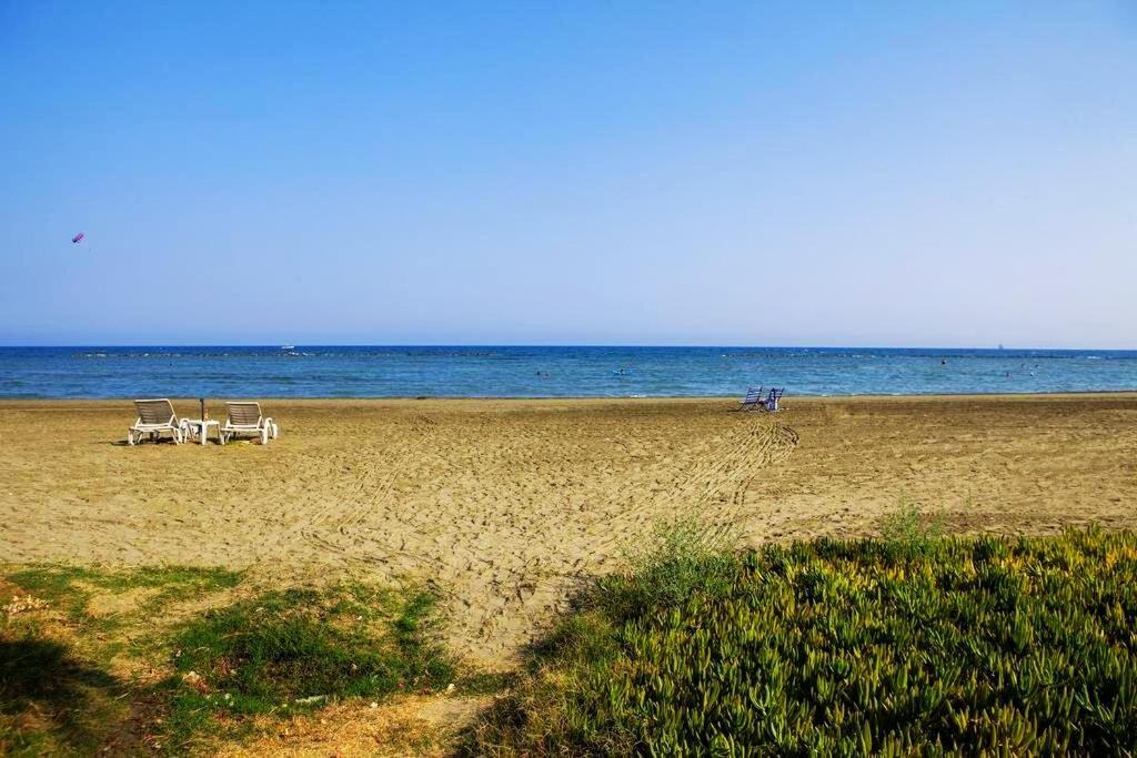 Villa Alba With Beach Access Ларнака Экстерьер фото